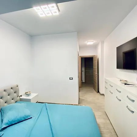 Apartment Maia 21st By Euxin